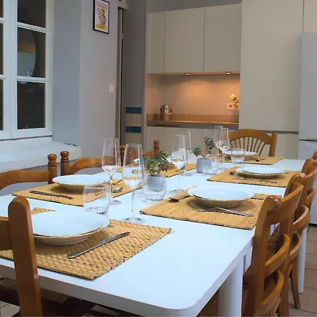 Grande Maison Avec 5 *